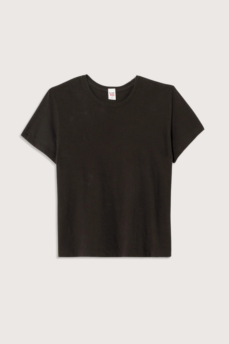 flat lay 1950's Boxy Short Sleeve Tee Faded Black Boxy Crop Tee
Crew neck
Short sleeve
Loose fit
100% combed cotton