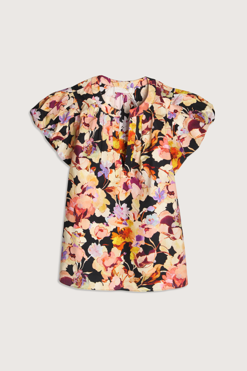 flat lay Abril Printed Top night bloom Multicolored floral print
Relaxed fit
Bubble sleeves
Cotton poplin
Designed for a relaxed fit
V-neckline
Bubble short sleeves
Pullover style
Composition: 100% cotton