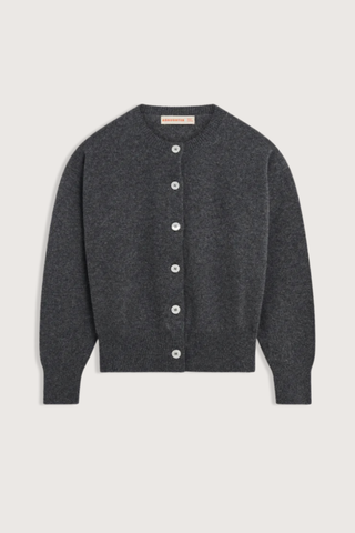 flat lay Ada Crew Neck Cardigan Derby Grey subtly slouchy relaxed silhouette
Trocus shell buttons
100% Geelong Lambswool
Mid-weight
100% Scottish Spun yarn