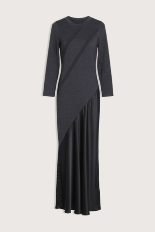 flat lay Agathe Wool/Silk Maxi Dress  charcoal grey 67% Wool, 33% Nylon
Maxi length
Long sleeve
Crewneck