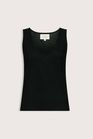 flat lay Albia U Wool Blend Tank Top black Fine wool blend jersey
Plunging U neckline
Fine shoulder straps
Fluid, dynamic texture
70% Viscose 30%Wool