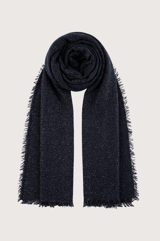 flat lay Alux Silver Lurex Scarf Navy Lurex throughout
Rectangular shape
Worn as a soft and wrap shawl

Cashmere 72% Polyester 28%

65 cm x 175 cm