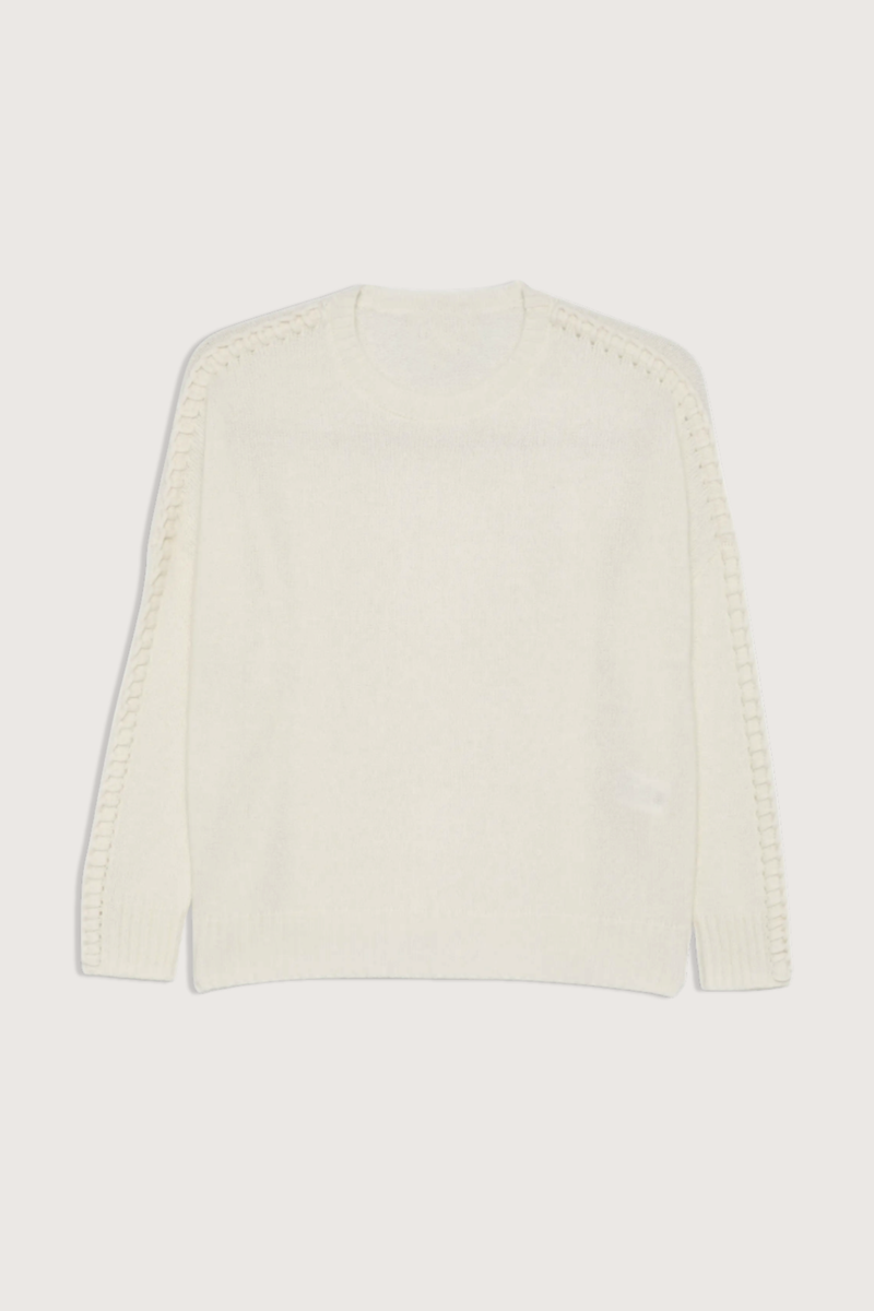 flat lay Amea Sweater Blanc white Round neck sweater

Oversized cut
Composition: 100% cashmere
2-threads jersey knitting