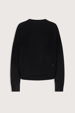 flat lay Anton Crew Cashmere Sweater Black Slightly oval fit
Enveloping, effortless silhouette
Crew neck
Drop shoulders
Ribbed details
Vented cuffs
100% Cashmere