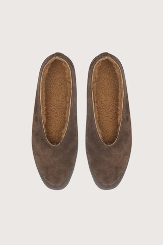 top profile Apres Ski Shearling Flats Brown suede
Shearling lining
Tread in smooth rubber
Slip on
8mm heel