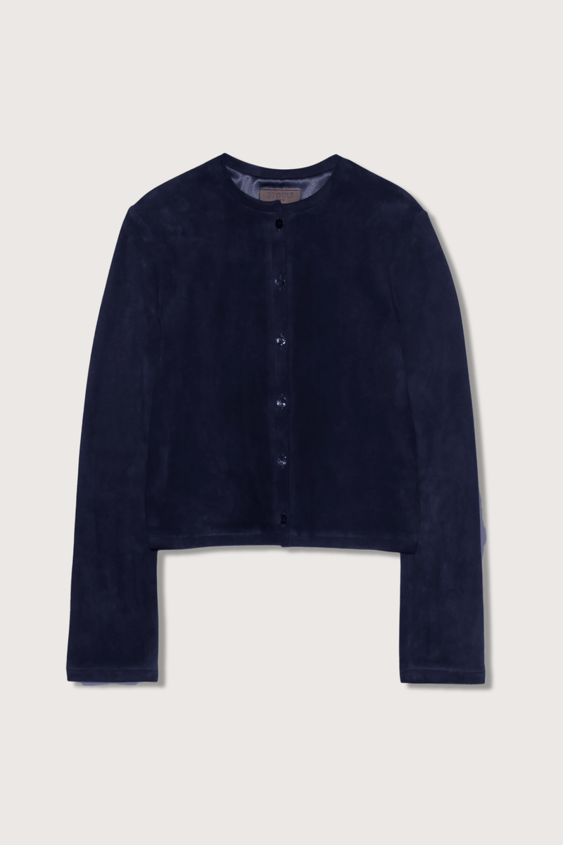 flat lay Astrid Suede Cardigan Jacket Notte 100% Suede
6 Button up closure
Crewneck
Classic fit
Color: Notte = Navy