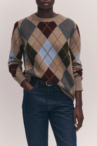 front profile model wearing Ava Argyle Slouch Natural/Burgundy  lambswool oversized fit, with a subtle slouch