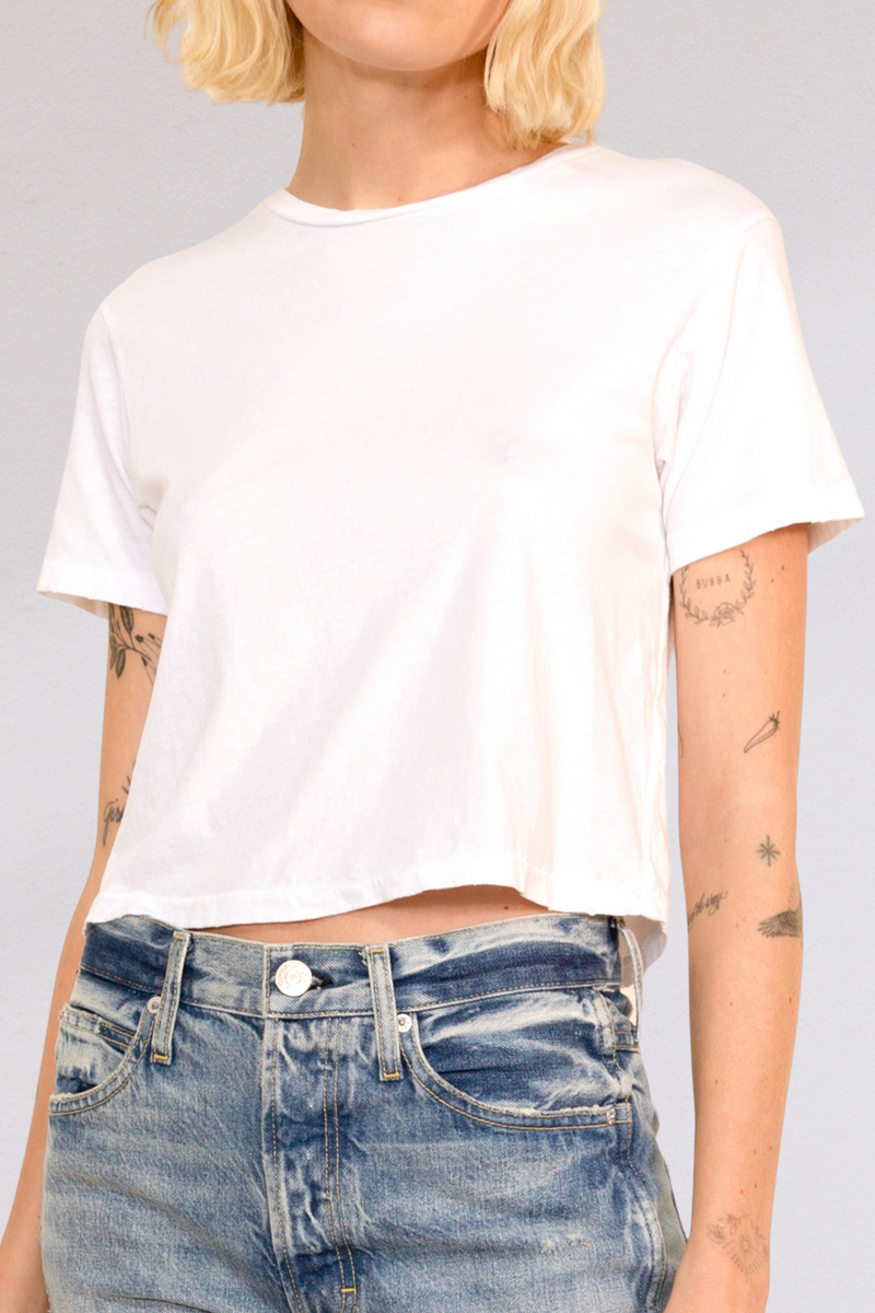 front profile model wearing Babe short sleeve White cotton tee by amo crewneck
