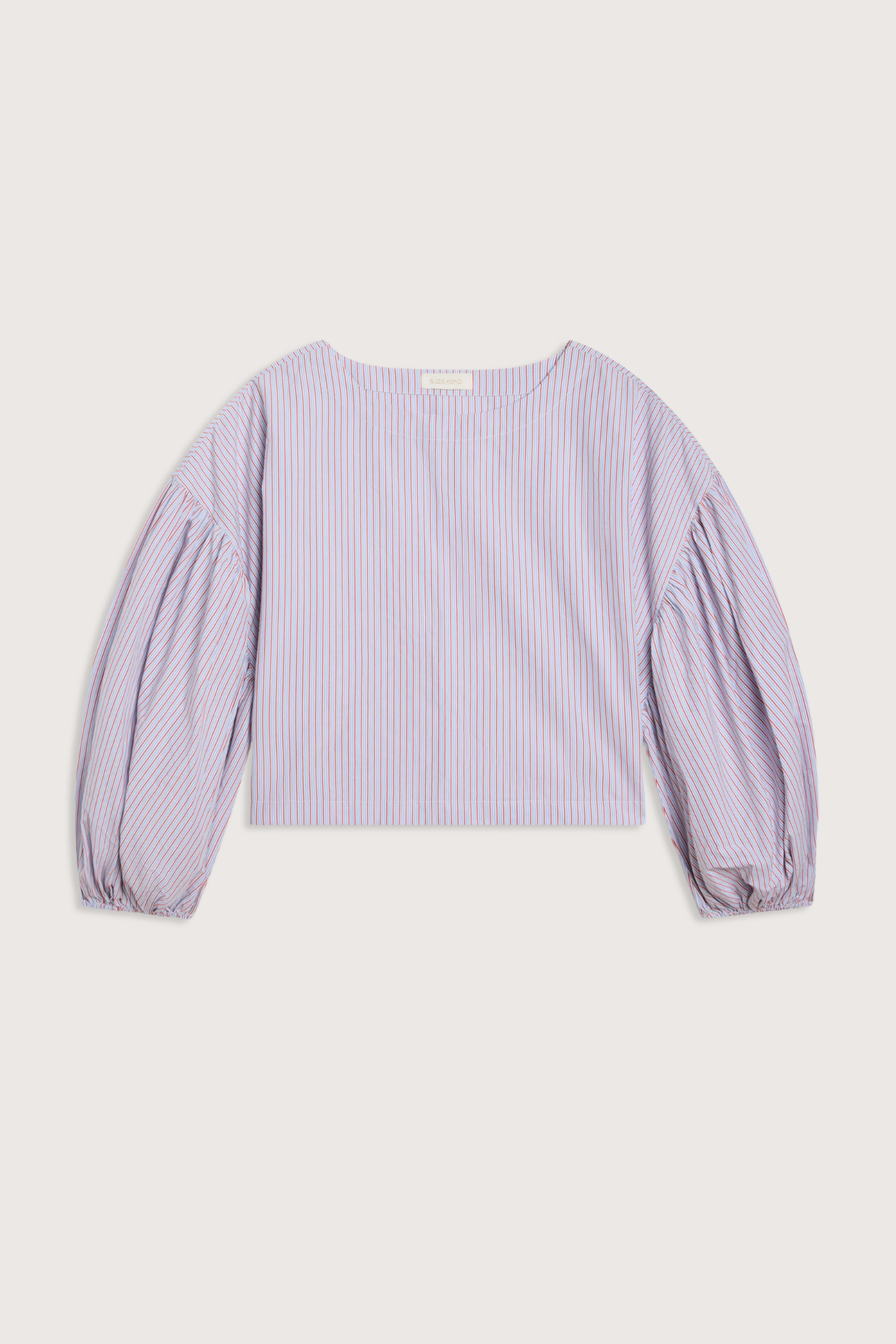 flat lay Balon Stripe Long Sleeve Top chambray poppy vertical stripe Oversized puffy sleeves
Elasticated cuff
Crewneck
Boxy cropped fit
Drop shoulder