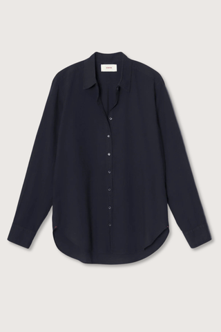 flat lay Beau Shirt Black poplin cotton Boyfriend style
Button down
Long sleeves
Relaxed and generous fit