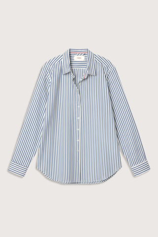 flat lay beau stripe in shirt Boyfriend style
Button down
Long sleeve
Relaxed and generous fit
True to size (size down for a slightly less oversized fit)
100% Cotton Poplin