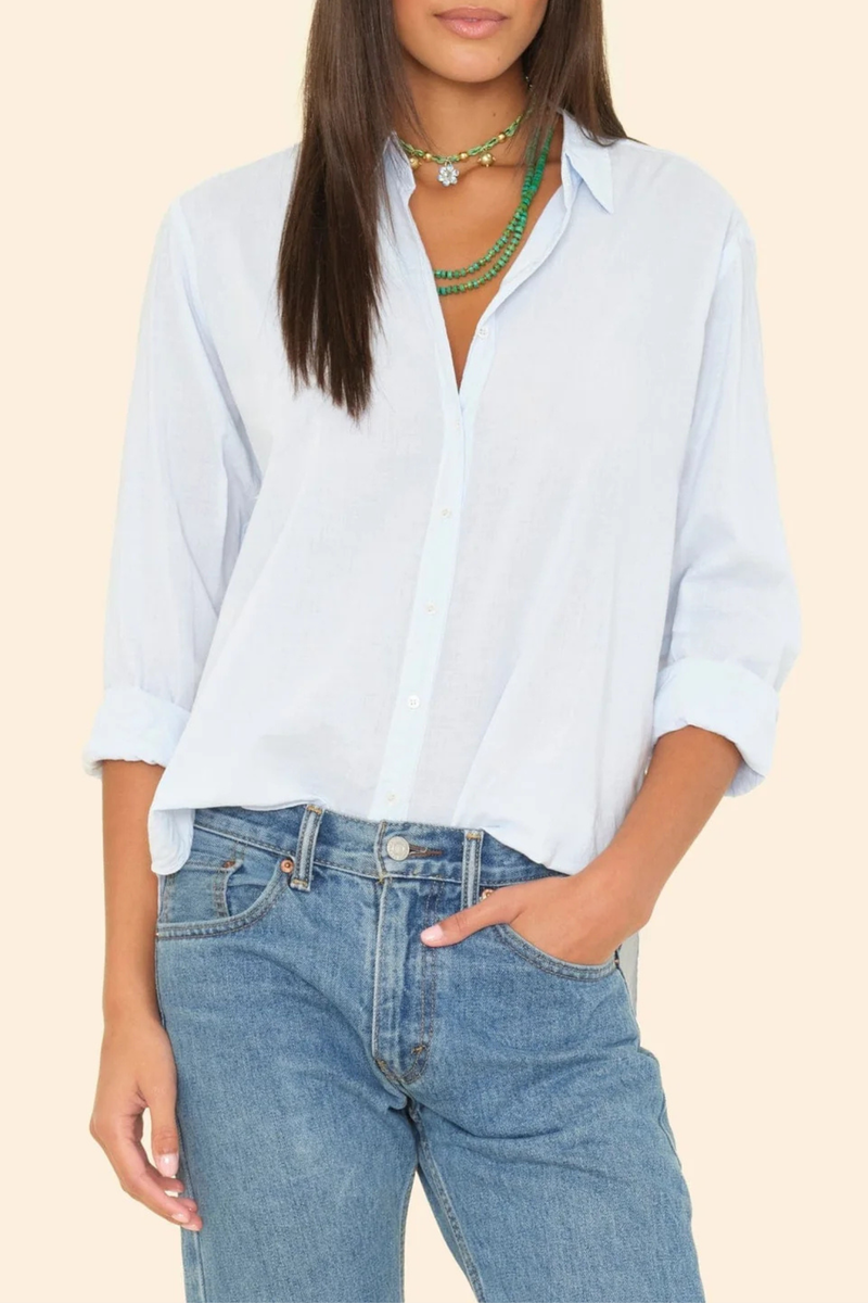 front profile model wearing Beau Shirt Skylight cotton poplin Boyfriend style
Button down
Long sleeve
Relaxed and generous fit