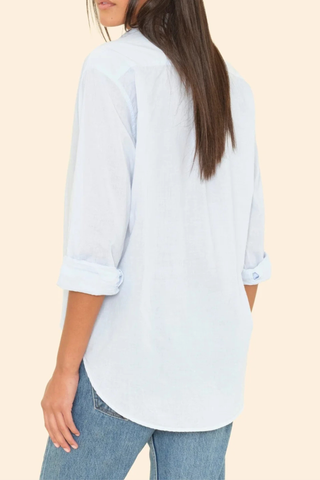 back profile model wearing Beau Shirt Skylight cotton poplin Boyfriend style
Button down
Long sleeve
Relaxed and generous fit