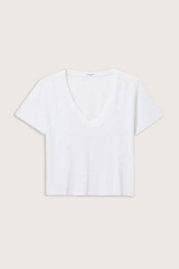 flat lay Beckett Crispy Cotton V-Nk Tee White 100% Cotton
Relaxed boxy fit
V-neck silhouette