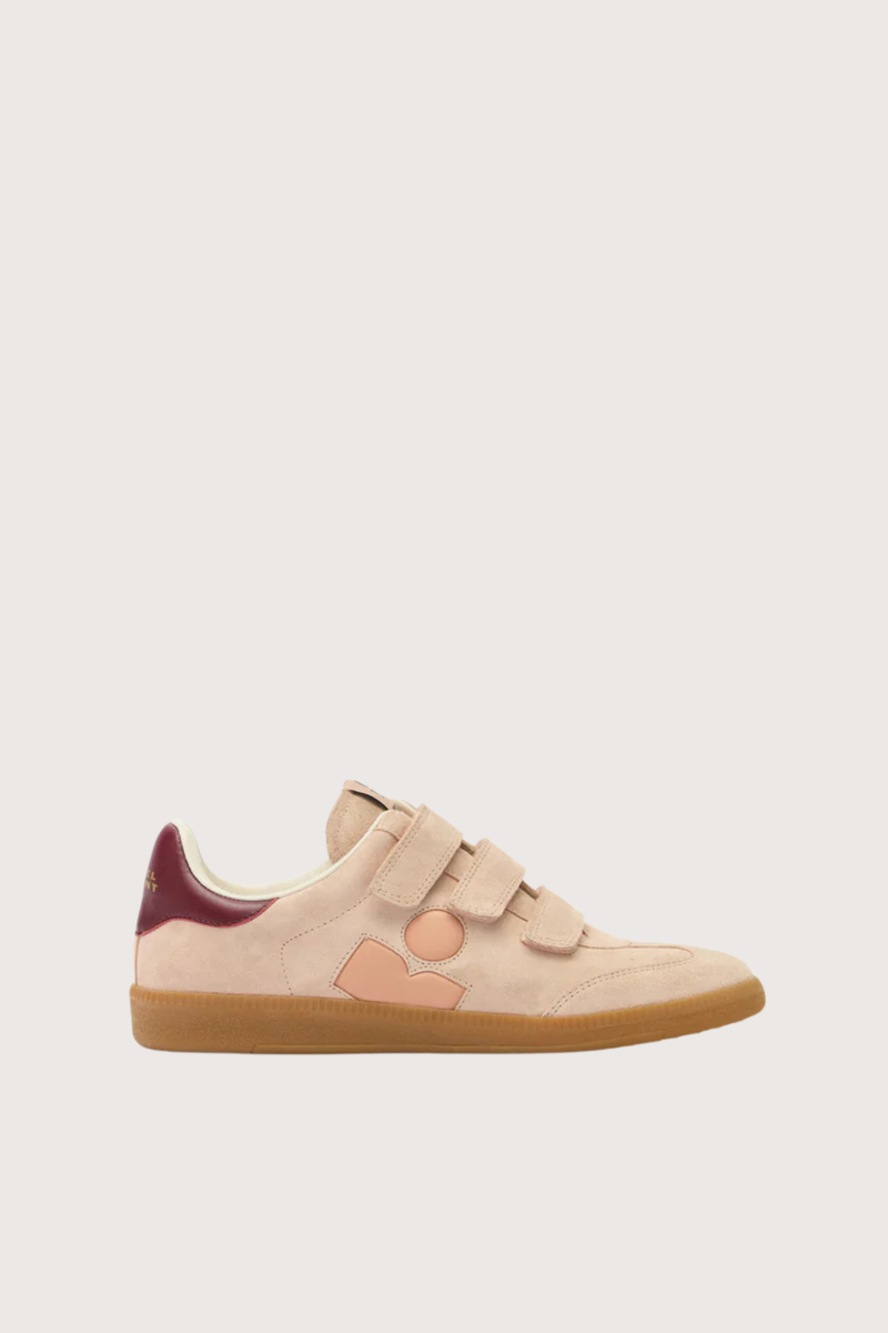 side profile Beth Velcro Sneaker Pale  Low-top suede, sheepskin leather, and calfskin leather sneakers
Round toes
Padded tongues with a logo label
Velcro straps
Yoke on the side with a contrasting "IM" logo
Contrasting yoke in back with an embossed "Isabel Marant" logo
Soft leather insoles and lining
Rubber outsoles

100% bovine leatherPink/Peach