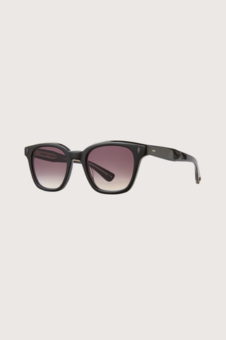 angled profile Broadway Sunglasses purple gradient lens black frame Wayfarer style
Contoured temples
Water-drop plaques along the end pieces
Semi-flat lenses
100% UV protection