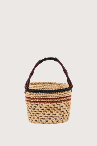 back profile Bucket Straw Bag natural Woven straw bucket bag
Contrast striped pattern
Braided handle
Signature logo patch