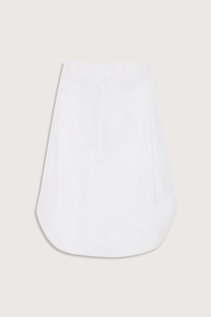 flat lay Cargo Skirt optic white A-line shape
Mid rise
Knee length
Zip fly with double hook &amp; bar closure
Self fabric waistband with internal trim
Belt loops
Button closed pocket
100% Cotton