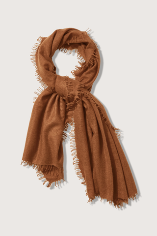 flat lay Cashmere Felted Stole Cinnamon 100% Cashmere
Handwoven
Natural Dyes
Super soft
Lightweight
Hand-fringed
Approximately 36"x80"
