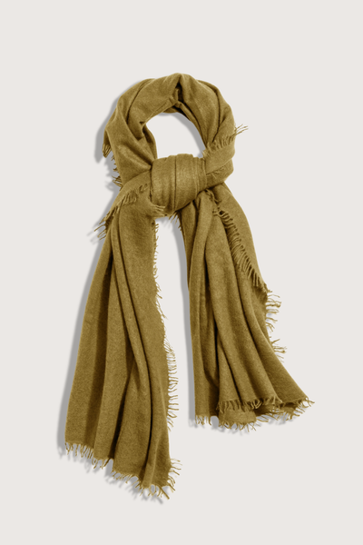 flat lay Cashmere Felted Stole Ecru Olive 100% Cashmere
Handwoven
Natural Dyes
Super soft
Lightweight
Hand-fringed
Approximately 36"x80"