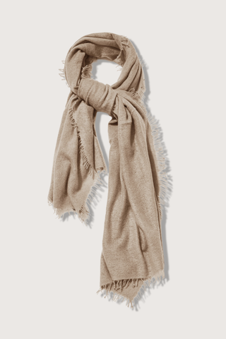 flat lay Cashmere Felted Stole Shifting Sand 100% Cashmere
Handwoven
Natural Dyes
Super soft
Lightweight
Hand-fringed
Approximately 36"x80"