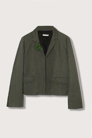 flat lay Cavalry Twill Jacket Open jacket forest green
Two flap pockets
Includes gem brooch 