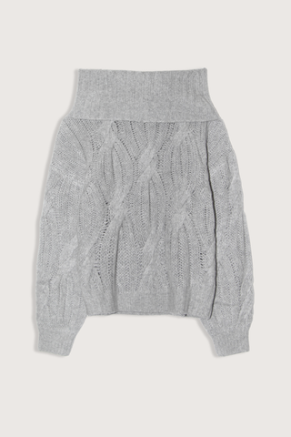 flat lay Chaqueline Sweater cloudy grey Off the shoulder
Thick ribbed

Silk and Cashmere Blend
Cable-knit body
Relaxed fit