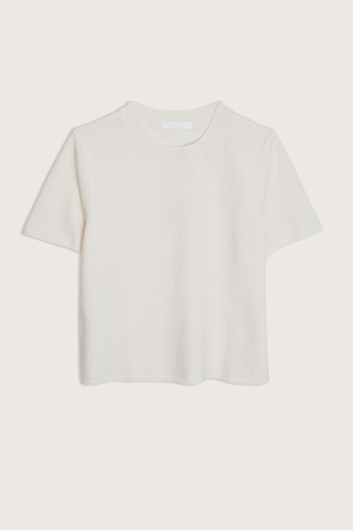 flat lay Charleston Relaxed Cashmere Tee white Short-sleeve
Crewneck
Relaxed, slightly cropped fit
100% Cashmere