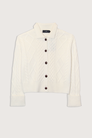 flat lay Columbia Cable Cardigan ivory 100% cashmere
Richly textured cable knit
Leatherette Button
Dense, intricate structure&nbsp;
GOTS certified cashmere
Dark Olive
Heavyweight
