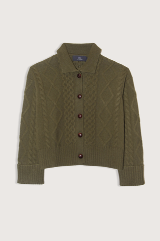 flat lay Columbia Cable Cardigan Olive 100% cashmere
Richly textured cable knit
Leatherette button
Dense, intricate structure&nbsp;
GOTS certified cashmere
Dark Olive
Heavyweight