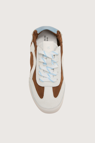 top profile Sporty Softness Sneaker Brown Mix of suede, leather, and nylon
Unstructured silhouette
Elastic around the top
58 % Leather (calf), 42 % Polyamide
Mixed material sneakers with elasticized topline
Calf suede, calf leather and nylon upper
Nylon lining
Calf leather insole
Thin rubber sole