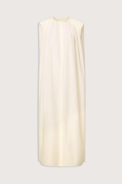 flat lay Cora Gathered Dress ivory Midi dress
Flaring fit
Buttoned front opening
Crew neck
Gathered fabric at the shoulders
65% Cotton, 35% Silk Voile