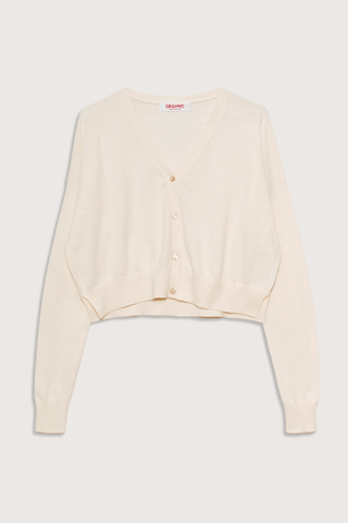flat lay Cotton/Cashmere Crop Cardigan Off White 4-button cardigan
V neckline
Cropped wide
Boxy fit
Ribbed trim cuff &amp; hem
Waist-length
Side 2 side slits