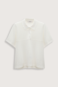 flat lay Cotton Coolness Mesh Top white Knit top with polo collar and empire waist
Sporty stretch cotton pointelle
A special engineered knit technique creates flared volume from the empire seam to hem