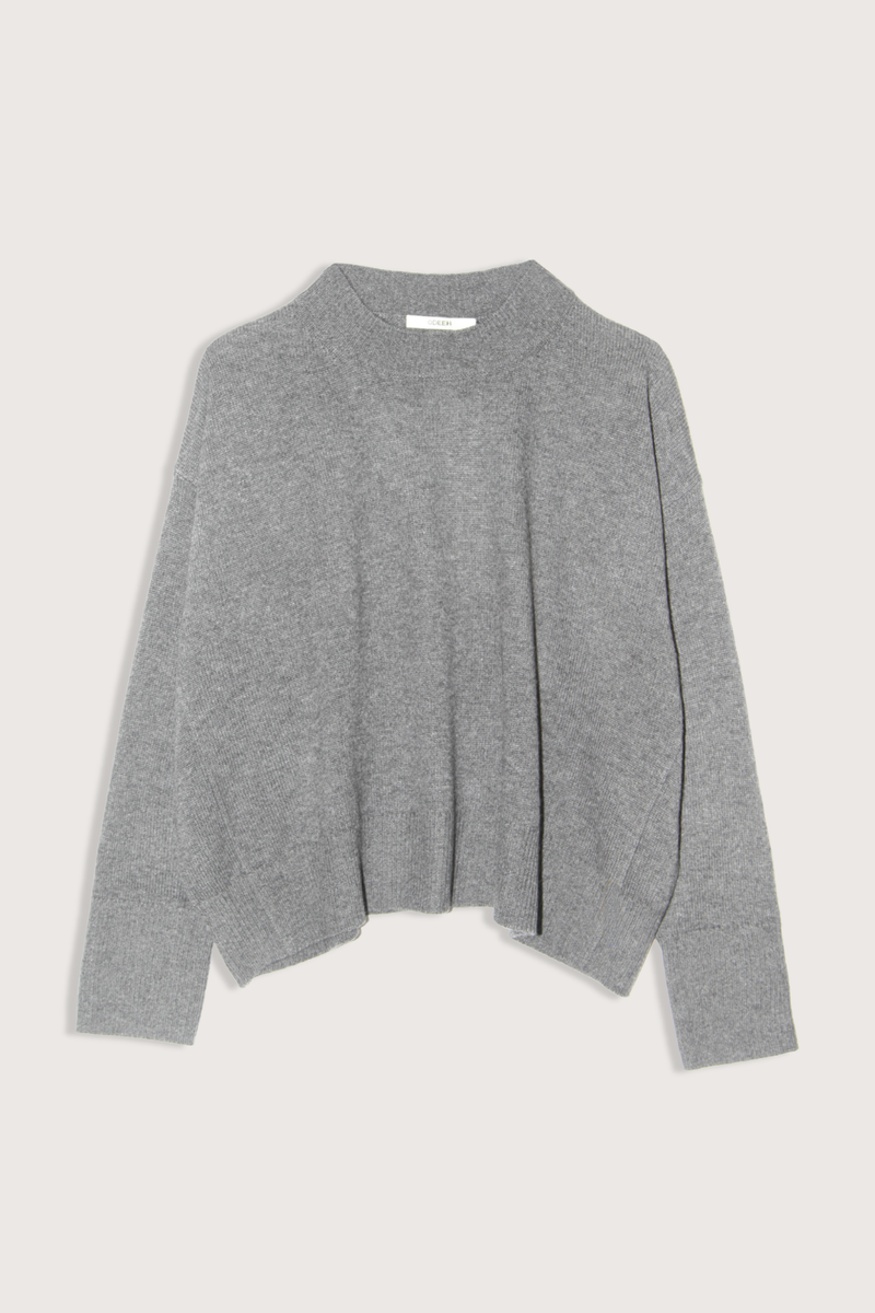 flat lay Crew Neck Long Sleeve Sweater flannel grey Wool and Cashmere Blend
Wide, boxy fit
Crewneck
Thick ribbed collar, hem and cuff