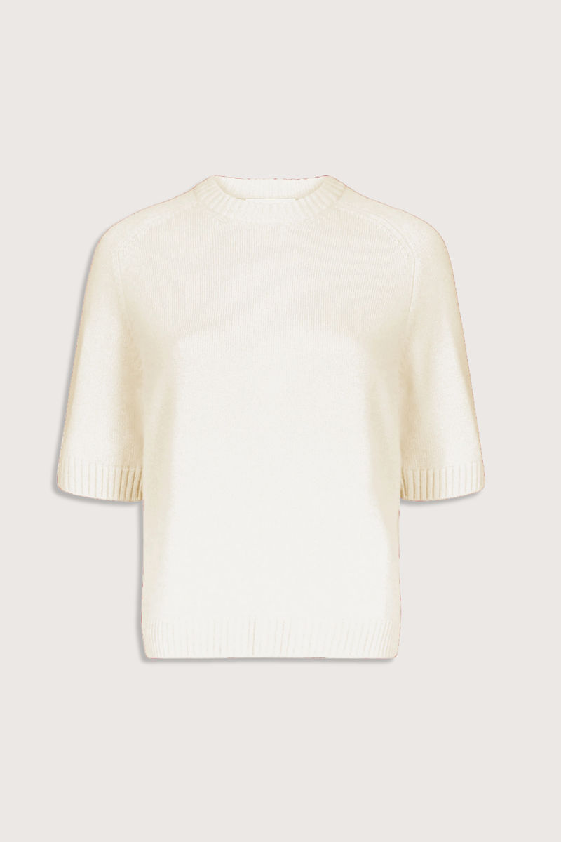 flat lay Dara Cashmere Ivory Straight fit
Elbow-length raglan sleeves
Crew neck with rib details