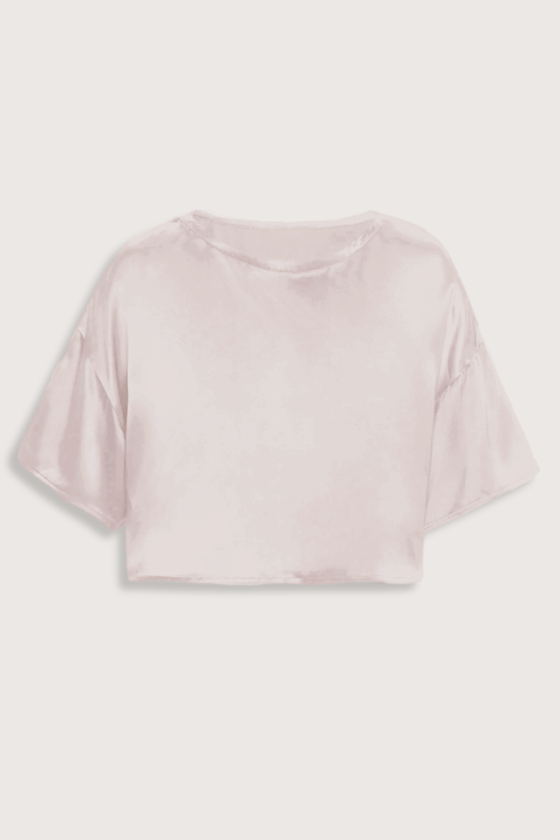flat lay Daria B Relaxed Short Sleeve Top Lunar Relaxed fit
Wide sleeves
Slightly cropped length
Crewneck silk