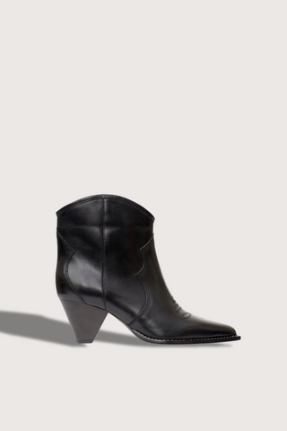 side profile Darizo Leather Ankle Boots cowboy style