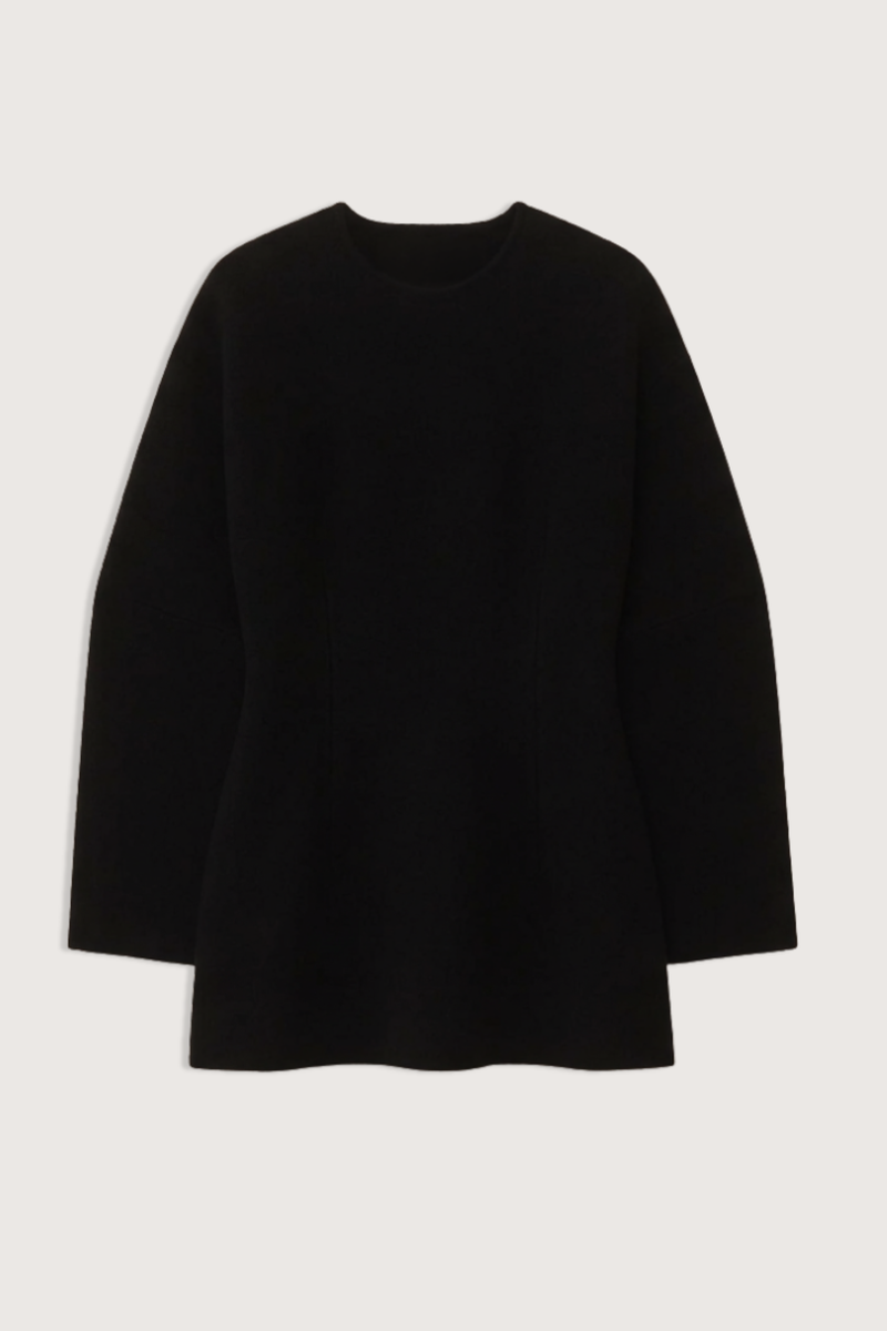 flat lay Double Knit Form Tunic black mSmooth matte surface
Softly felted finish
Clean linking seams
61% Merino wool, 26% Baby alpaca, 13% Pima cotton