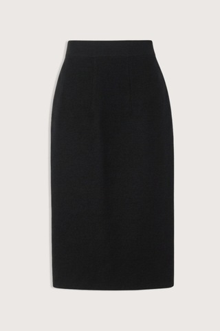 flat lay Double Knit Hip Pencil Skirt black Smooth woolen hand
Soft structured silhouette
Invisible zipper with hook and eye closure
61% Merino wool, 26% Baby alpaca, 13% Pima cotton