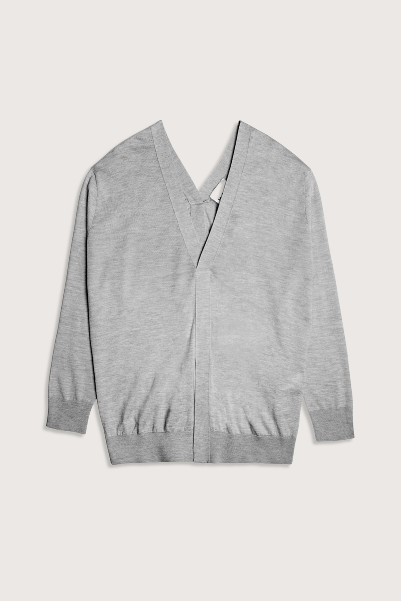 flat lay Double V-Neck Sweater Medium Grey Cashmere/Silk Sweater&nbsp;
Ribbed hem and cuff