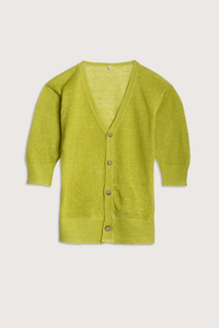 flat lay Elbow Sleeve Split Hem Cardigan light green 100% LINEN
V-neck
3/4 Sleeves
Ribbed cuff &amp; hem
Split hem
4 button front closure
