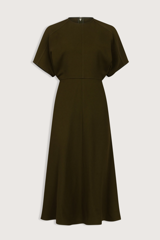 flat lay Eleanor Fluid Cady Short Sleeve Dress marsh green Midi-length
Fluid cady
Draped silhouette
Midi short dolman sleeve
Round front neckline
Short sleeve
Tonal topstitching
Concealed zip
50% Viscose 47% Acetate 3% Elastane