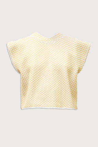 flat lay Etoffe Structured Mesh Top milk yellow Finely woven honeycomb knit fabric
Double-sided jacquard pattern
Crew neck
Wide sleeves cover the shoulders
Straight cut
