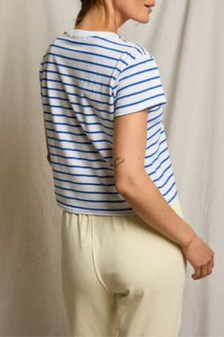 back profile model wearing  Everett Jersey Boxy Cobalt Stripe 90% Cotton, 10% Polyester
Relaxed shape
Bold horizontal stripes
Crew neck
short sleeves