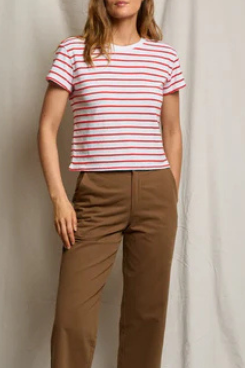 front profile model wearing Everett Jersey Boxy Tomato Stripe T-shirt 90% Cotton, 10% Polyester
Relaxed shape
Bold horizontal stripes
Crew neck
