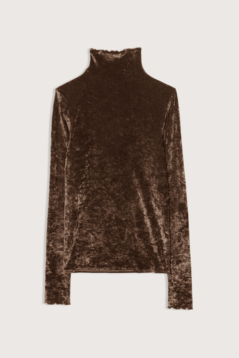 flat lay Flocked Stretch Tulle T-Neck Top Chocolate Suede-like finish
Long sleeves
High neck
Subtly gathered sleeve and neck
Slim fit