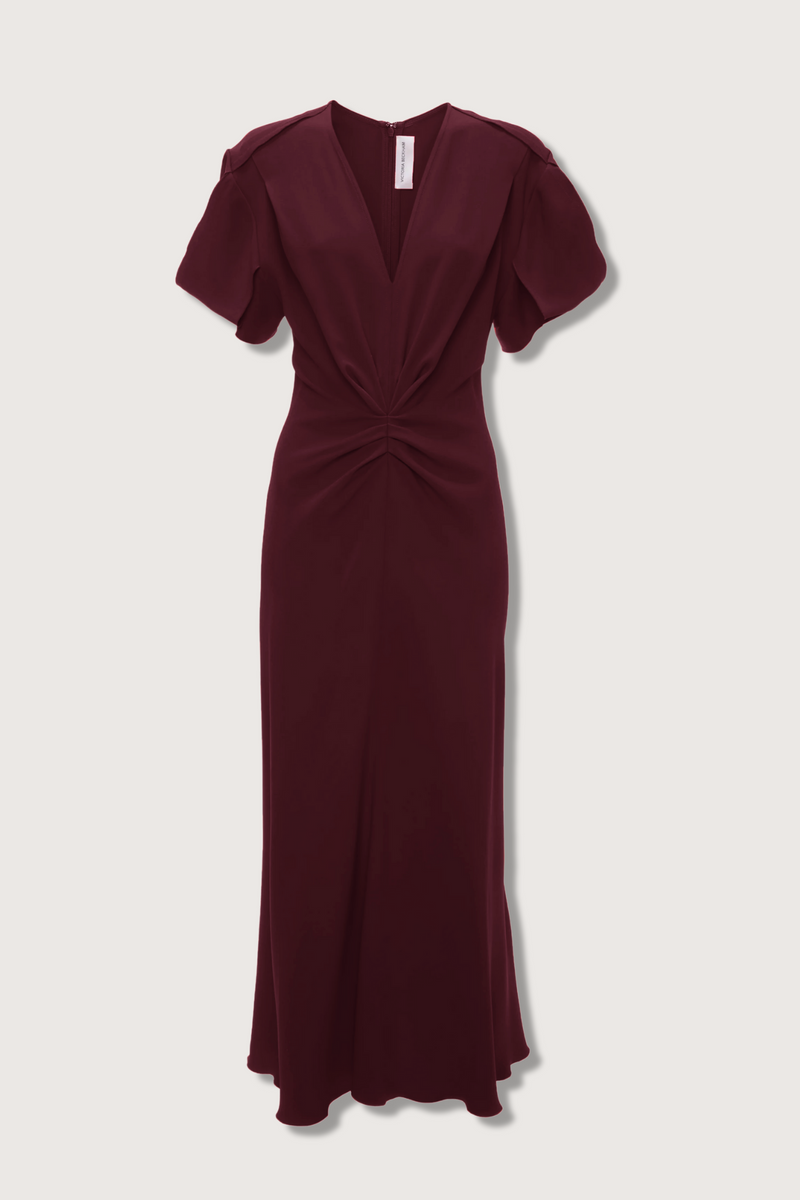 flat lay Gathered V-Neck Midi Dress Merlot Front v-neckline
Pleat detail on front waist and front shoulder
Fitted around the waist with a more relaxed fit through the bodice