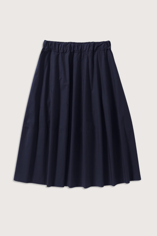 flat lay Gea Skirt Atlantic Elasticated Waist
A-line skirt
Side seam pockets
Relaxed fit
Midi length
100% Cotton Poplin