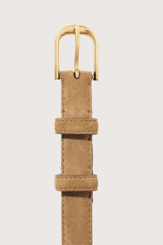 close up buckle detail for Jane Suede Belt martora 25mm belt
Bombe finish
Signature hardware with gold buckle
Black leather lining